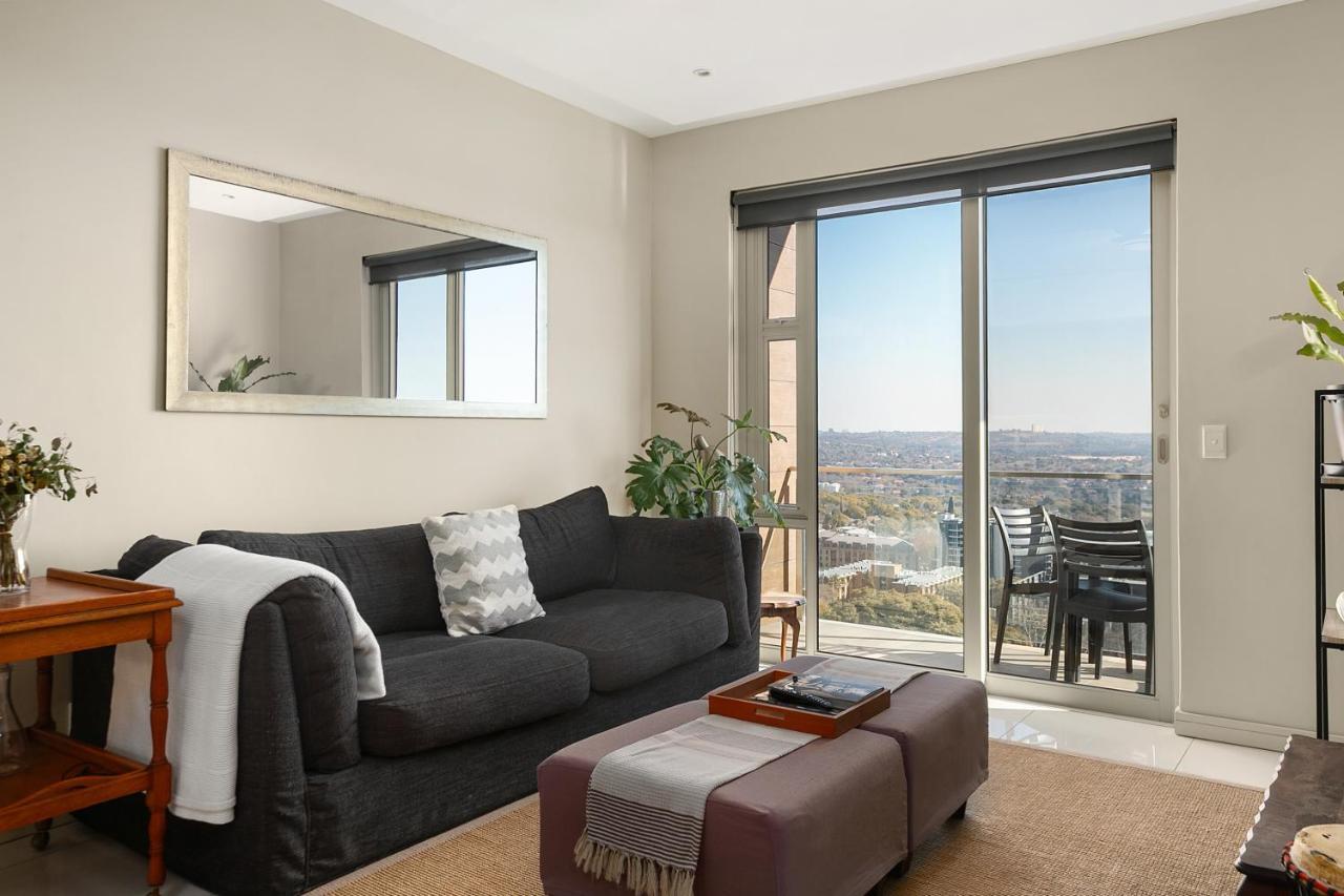 The Tyrwhitt Rosebank Apartments (Adults Only) Johannesburg Exterior photo