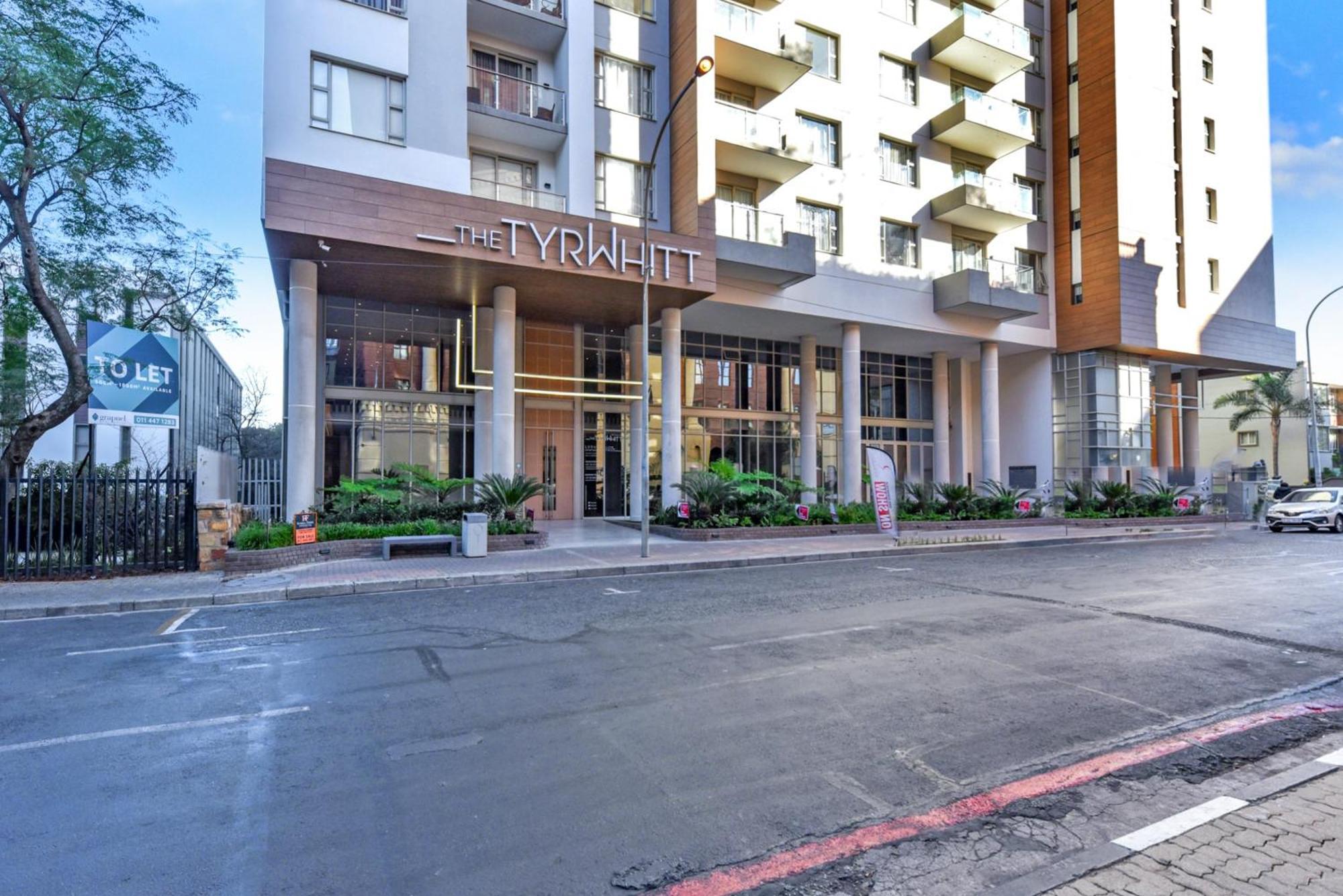 The Tyrwhitt Rosebank Apartments (Adults Only) Johannesburg Exterior photo